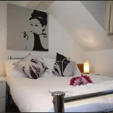 Apartasuites London Emerald エクステリア 写真
